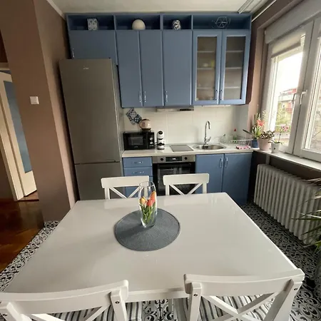 Avenia Apartment *