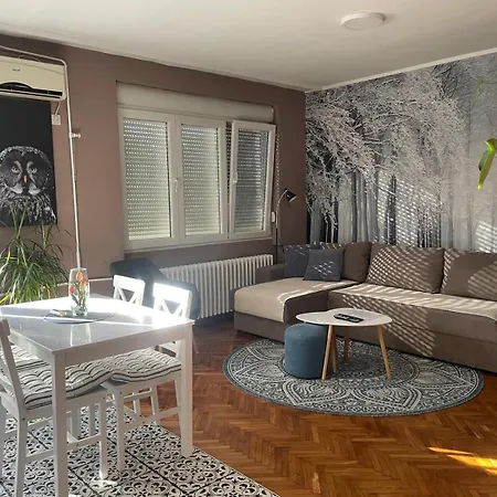 Avenia Apartment *